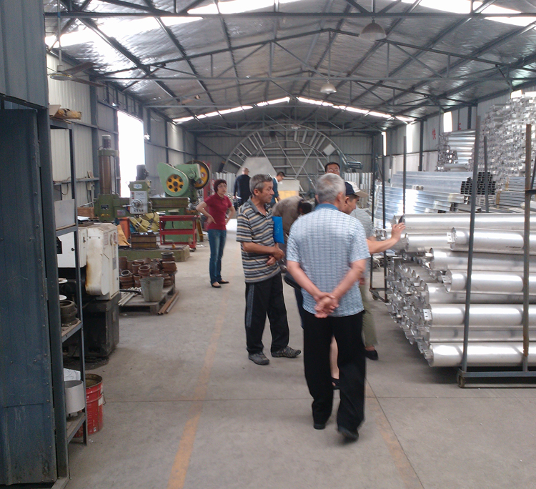 ���_��˹̹���S�a(ch��n)Ʒ�z�(y��n)